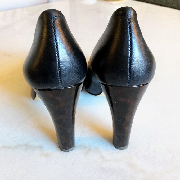 Banana Republic black leather pump high heel shoes (size 10) - Picture 7 of 12